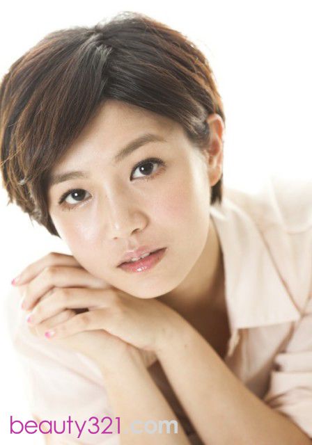 可愛笑容讓我們重返那些年　新一代女神陳妍希