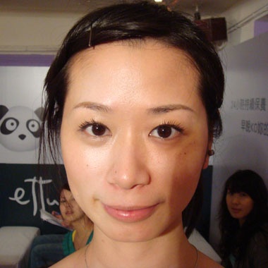 [WHITE]小情人相伴，美白更有力