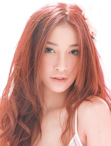 天使臉孔X魔鬼身材許維恩！人妻魅力不可擋，性感無極限！