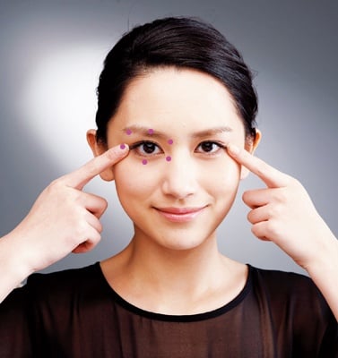 15秒征服他的心，百萬伏特「眼&唇」
