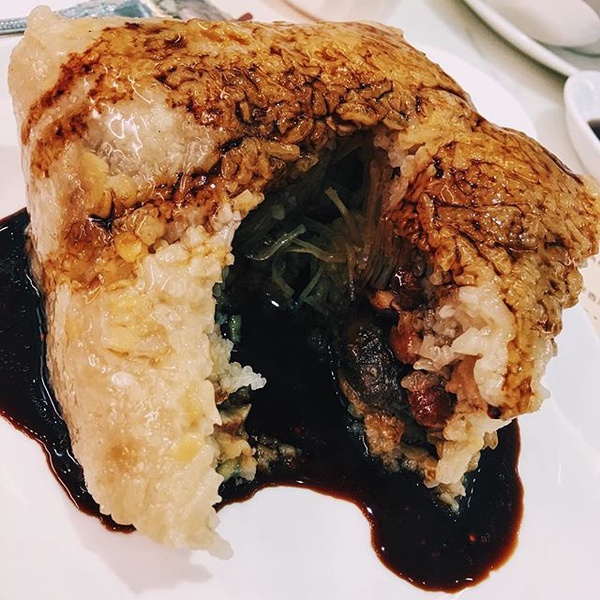 莫莉最近去哪了？穿梭在韓國和香港的時裝週！