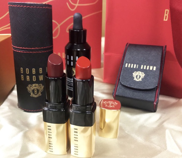 Bobbi Brown新春限定版!冬蟲夏草粉底液換上狗年新裝啦!