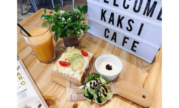 買咖啡送早餐! 工業風的健康輕食Kaksi Café