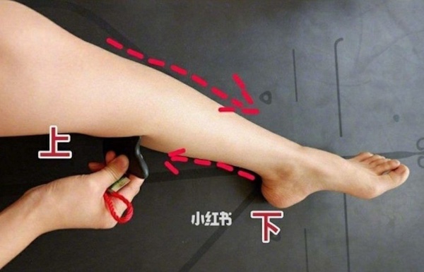 跑步練出肌肉小腿?4招瘦去粗壯蘿蔔腿,網友實測2周小腿縮水,腿變直、變細長!