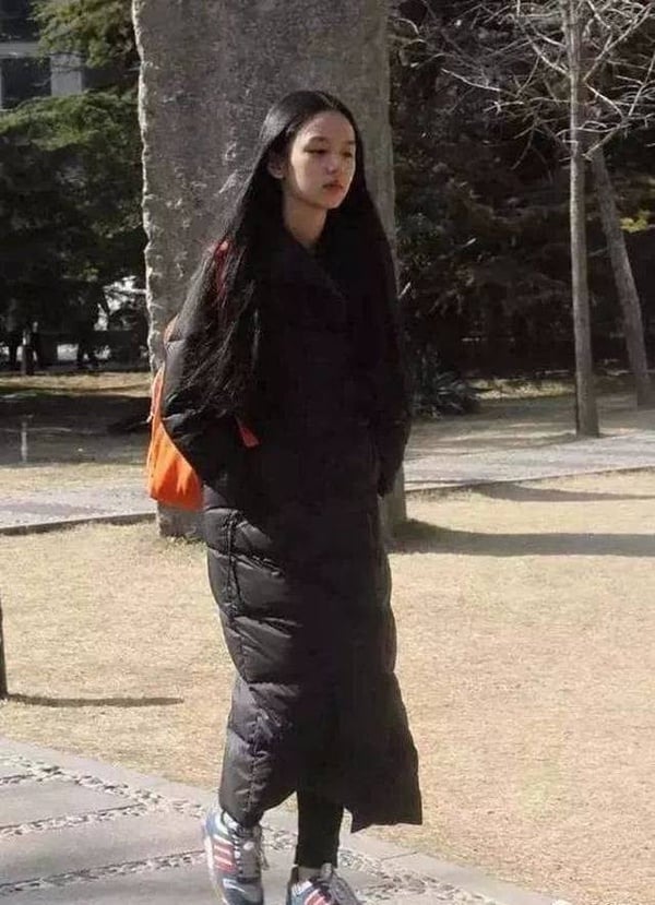 《護心》周也10個祕密!素顏去藝考美到引轟動,撞臉張婧儀,和關曉彤&王子奇竟是同學