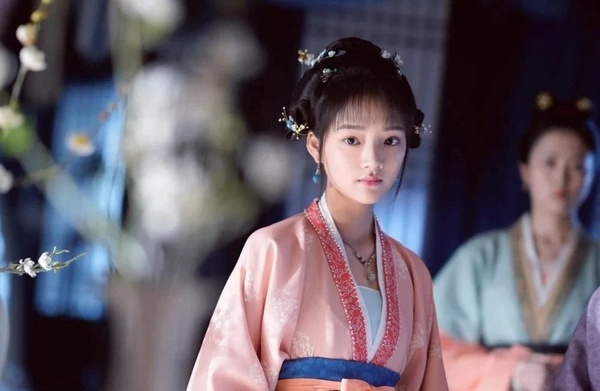 網評9位陸劇95花「代表角色」!趙露思《星漢燦爛》可愛,白鹿最經典不是《長月燼明》