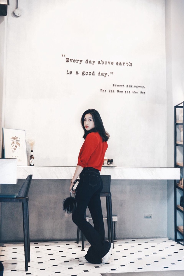 |Hannah專欄| 高雄駁二特區內的咖啡廳-NOW AND THEN ,美到窒息~