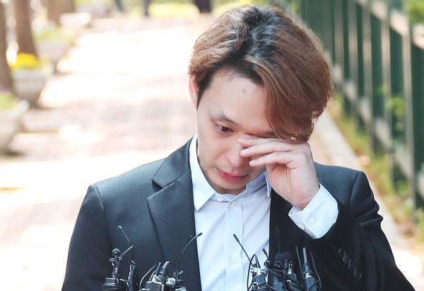 朴有天自打臉!曾放話「吸毒就退演藝圈 」、不到一年想復出,韓網友酸「臉皮也太厚」