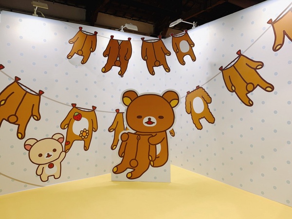 「拉拉熊懶萌日常特展」來松山文創園區囉！想看超萌的拉拉熊絕對不能錯過～