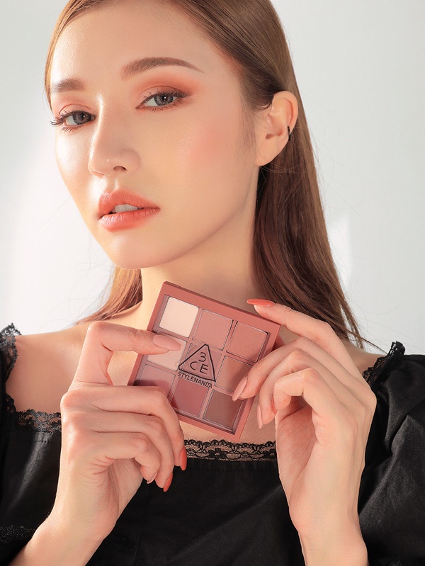 韓國話題款九宮格眼影！innisfree、COLOUR POP根本零廢色，ETUDE HOUSE楓葉盤台灣也買得到