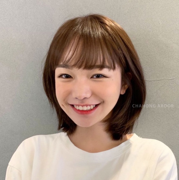 韓妞秋冬「落肩鎖骨髮」合輯！層次感可鹽可甜，肉餅臉、大方臉都能成功修飾，變溫柔巴掌臉！