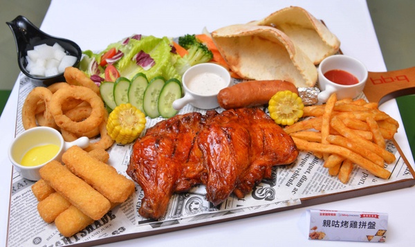 韓劇熱門必吃炸雞「bb.q CHICKEN」旗艦餐廳11/25即將開幕，開幕優惠筆記好別錯過！
