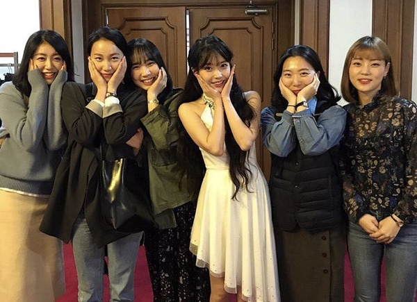 李玹雨、金秀賢退伍首作都給IU！IU七大義氣之舉，姜河那、李昇基入伍幫應援，替團隊加薪，難怪人人都愛她！