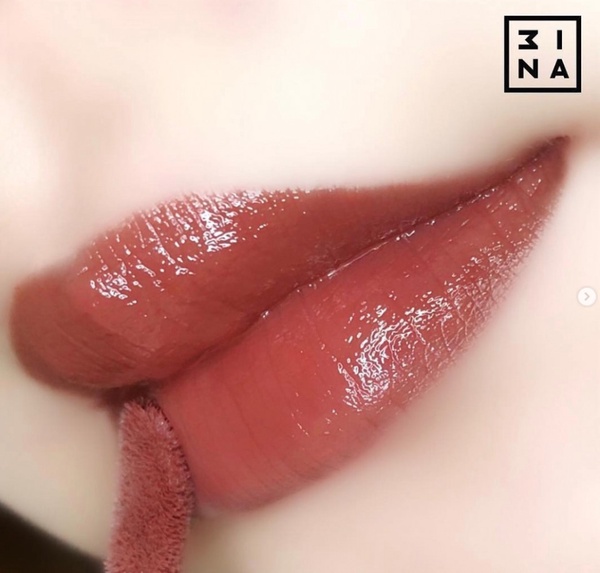 唇膏控必備經典色號下集！KVD Lollita2、3INA＃114，7支回購率滿分、顯白平價熱賣色，沒搶到捶心肝！