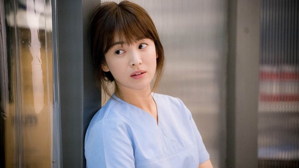 《巧克力》又一位高顏值醫生！網評「最像專業醫生」演員TOP7，宋慧喬意外評價高，「金師傅」竟不是第一！