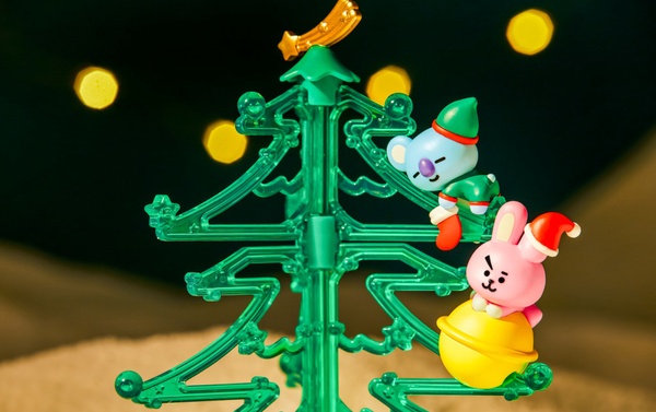 BT21聖誕新品上市!TATA、CHIMMY換上聖誕老人裝,加碼第四彈BT21盒玩,阿米們又要破財啦!