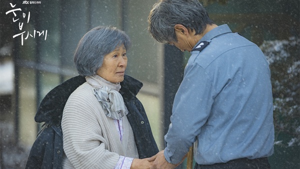 「信任而觀看的電視台」JTBC歷代收視TOP9，《耀眼》口碑、收視兩把抓，《Sky Castle》直接飆破《鬼怪》