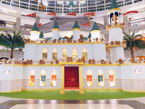 2019台北「聖誕點燈景點」總整理，台北街頭絕美聖誕燈飾，絕對讓你拍照拍到手軟～