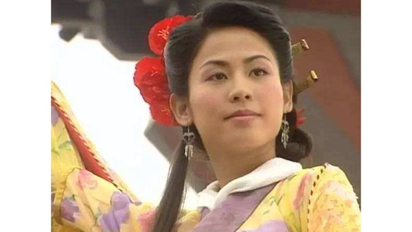 老劇裡的古裝女神1:李若彤 客串《陳情令》、《鬥破蒼穹》、《海棠經雨胭脂透》
