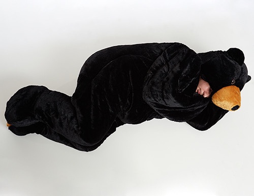 再也不怕冷！SnooZzoo超保暖「熊貓睡衣」，還有多款動物造型，包覆全身超溫暖～
