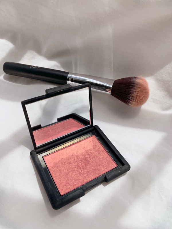 2019年末「限定彩妝」，TOM FORD奢華流金系列、M.A.C玫瑰金子彈唇膏，絕美限量必入手