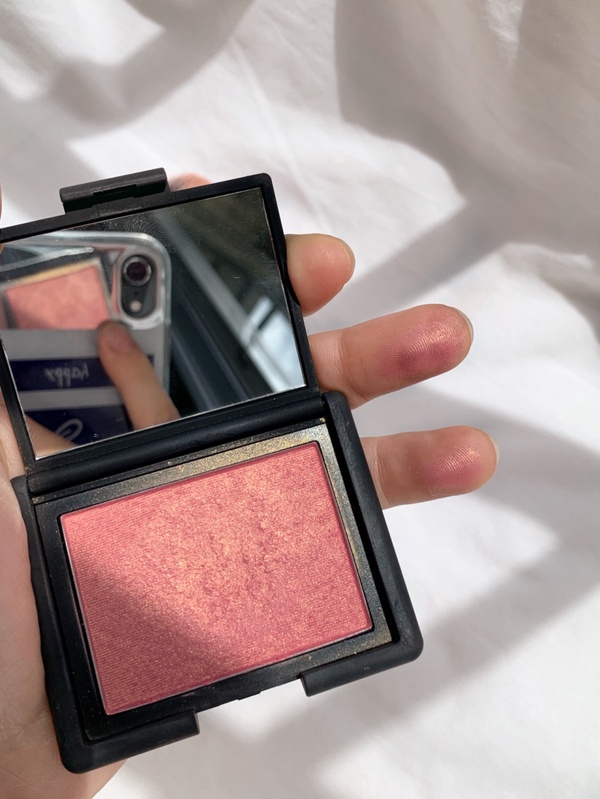 2019年末「限定彩妝」，TOM FORD奢華流金系列、M.A.C玫瑰金子彈唇膏，絕美限量必入手