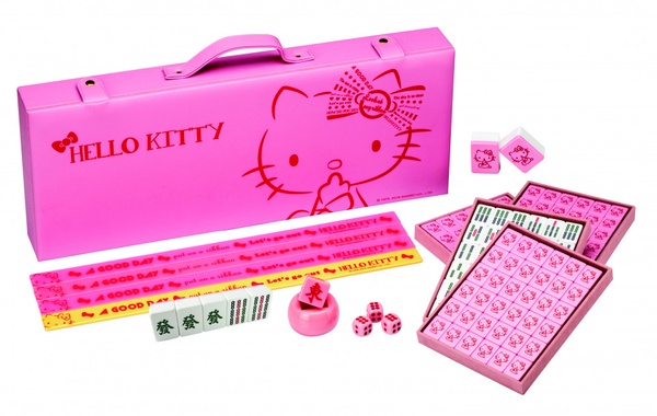 7-11把戽斗星球變成爆米花桶！除了超萌的戽斗熊貓，連Hello Kitty都變成麻將