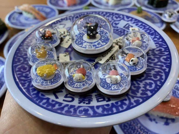 藏壽司大感謝祭推「壽司寵物鮮度君」扭蛋,還有帝王級黑鮪魚,滿額送你壽司寵物飲料袋