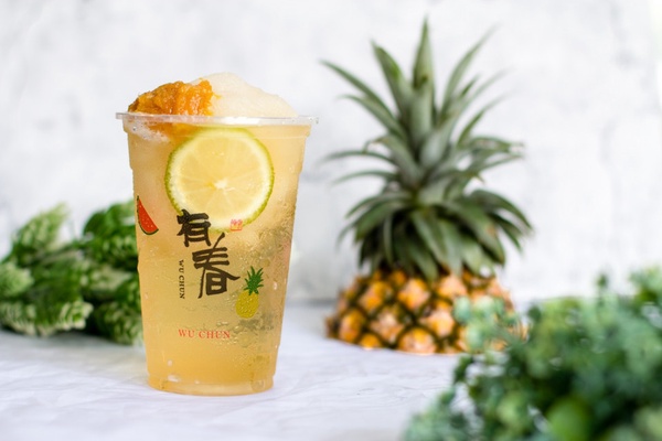 台中「有春冰菓室」IG打卡浮誇系刨冰！滿滿台灣草莓的草莓冰，冬天再冷都要吃