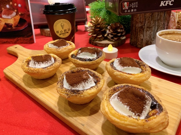 肯德基新品椒香麻辣脆雞，香麻帶勁必吃！濃醇可可雲朵蛋撻、法式濃醇可可拿鐵同步上市