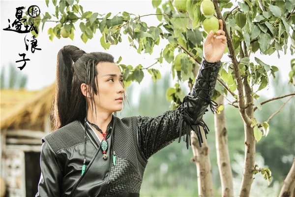 李現《劍王朝》定檔，造型好颯！盤點10個「高馬尾」古裝男神，肖戰新古裝造型又上熱搜
