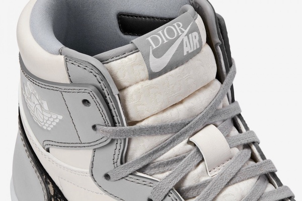 Dior x NIKE 聯名球鞋登場！「Nike Air Jordan 1 High OG Dior 」2020年4月正式販售