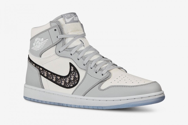 Dior x NIKE 聯名球鞋登場！「Nike Air Jordan 1 High OG Dior 」2020年4月正式販售