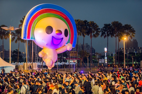 超巨大卡娜赫拉、Hello Kitty、史努比氣球！2019「OPEN!大氣球遊行」蠟筆小新也會現身
