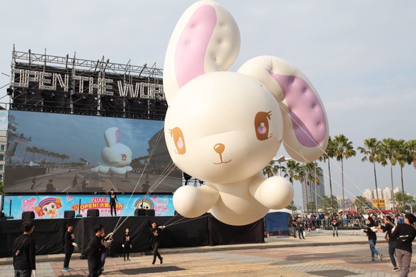 超巨大卡娜赫拉、Hello Kitty、史努比氣球！2019「OPEN!大氣球遊行」蠟筆小新也會現身
