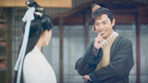李現《劍王朝》造型被嫌棄！九位12月熱播古裝劇男神，《惹不起的殿下大人》男主好帥