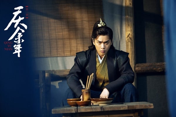 李現《劍王朝》造型被嫌棄！九位12月熱播古裝劇男神，《惹不起的殿下大人》男主好帥