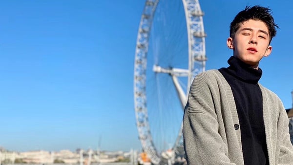 李現《劍王朝》造型被嫌棄！九位12月熱播古裝劇男神，《惹不起的殿下大人》男主好帥