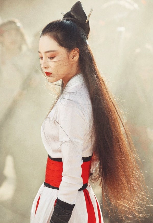 李沁《慶餘年》成「白衣仙女」！古裝劇10個白衣女神，楊紫高冷，鞠婧禕好仙