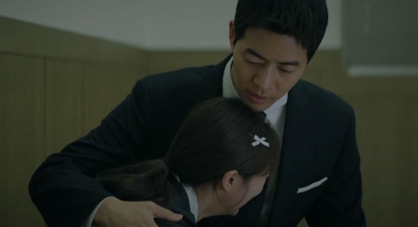 《VIP》小三5招勾引李相侖!楚楚可憐的眼淚、傳簡訊讓張娜拉起疑,讓人氣到血壓狂飆!