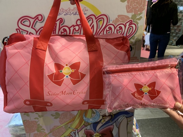 美少女戰士主題商品期間限定店快閃登場！美少女戰士隨身箱、行動電源必買！