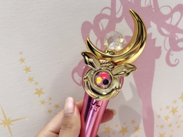 美少女戰士主題商品期間限定店快閃登場！美少女戰士隨身箱、行動電源必買！