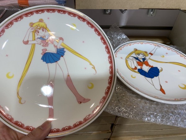 美少女戰士主題商品期間限定店快閃登場！美少女戰士隨身箱、行動電源必買！