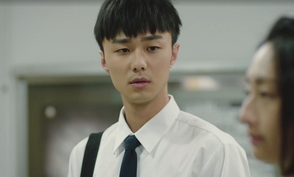 《想見你》「雨萱版韻如」比原版更帥5大行為!霸氣教訓弟弟,籃球開掛成校園人氣王!