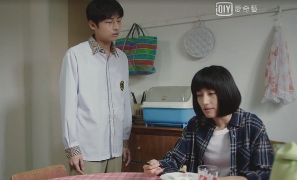 《想見你》「雨萱版韻如」比原版更帥5大行為!霸氣教訓弟弟,籃球開掛成校園人氣王!