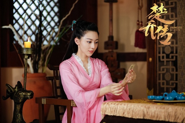 趙麗穎《楚喬傳》帶火的10配角！《鶴唳華亭》金瀚只是小反派，鄧倫、李沁擺脫萬年不紅