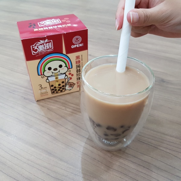 三點一刻推出可以沖泡的珍珠奶茶！加碼牛軋餅、QQ球等，3種珍珠奶茶系列甜點都在7-11