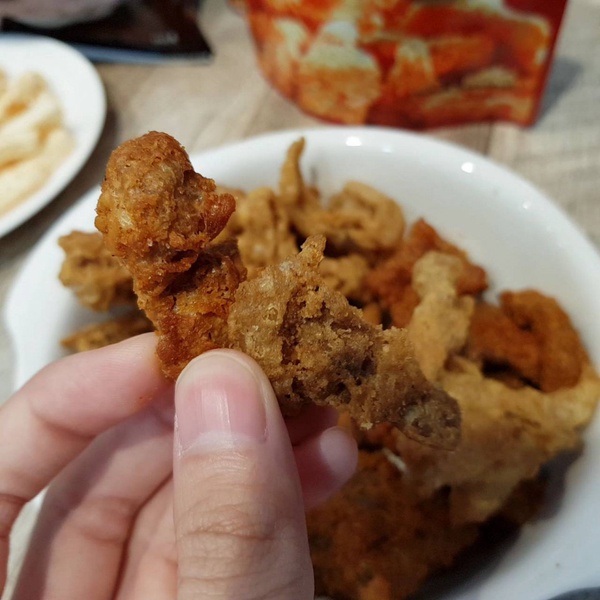 7-11推出艋舺雞排香酥炸雞皮！加碼卡迪那 X TABASCO新口味零食都在7-11