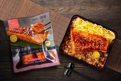 美威鮭魚「香蒜味噌鮭魚排」、「蒲燒鮭魚排」全聯獨家搶先賣！便利鮭魚料理迅速上桌！