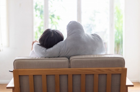 日本最帥猩猩Shabani變抱枕！偽男友手臂抱枕，結實強壯的二頭肌，比男友更有安全感！